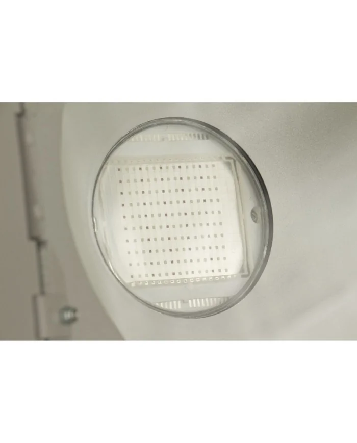 Proiettore LED RGB per installazioni luminose in interni ed esterni