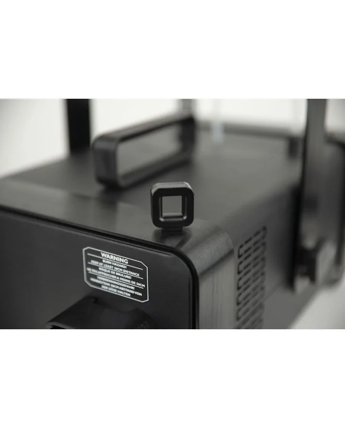 Qubiq S1000 è una macchina fumogena professionale da 1000 W