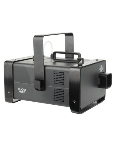 Lo Showtec Qubiq S2500 è una macchina del fumo professionale da 2500 W. Lo Showtec Qubiq S2500 è una macchina del fumo professionale da 2500 W.