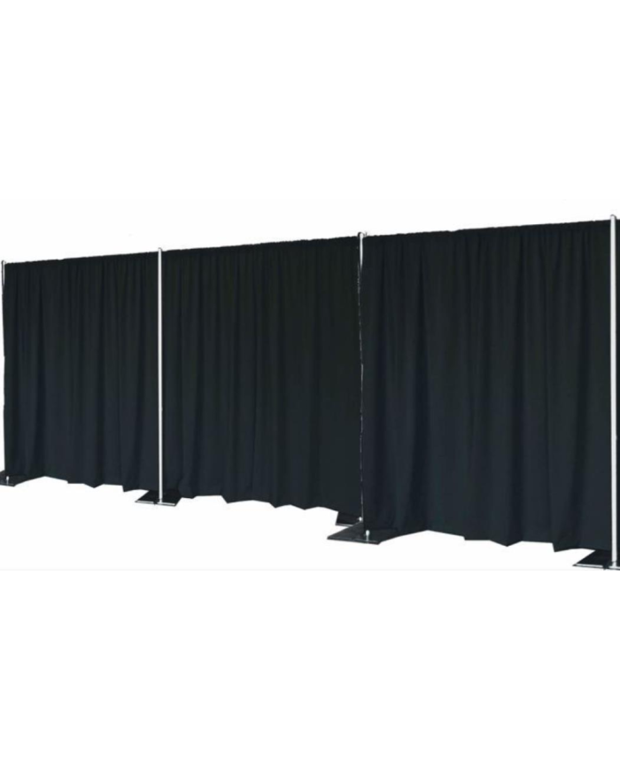 Creazione di strutture divisorie in tessuto modulari e smontabili Creazione di strutture divisorie in tessuto modulari e smontabili