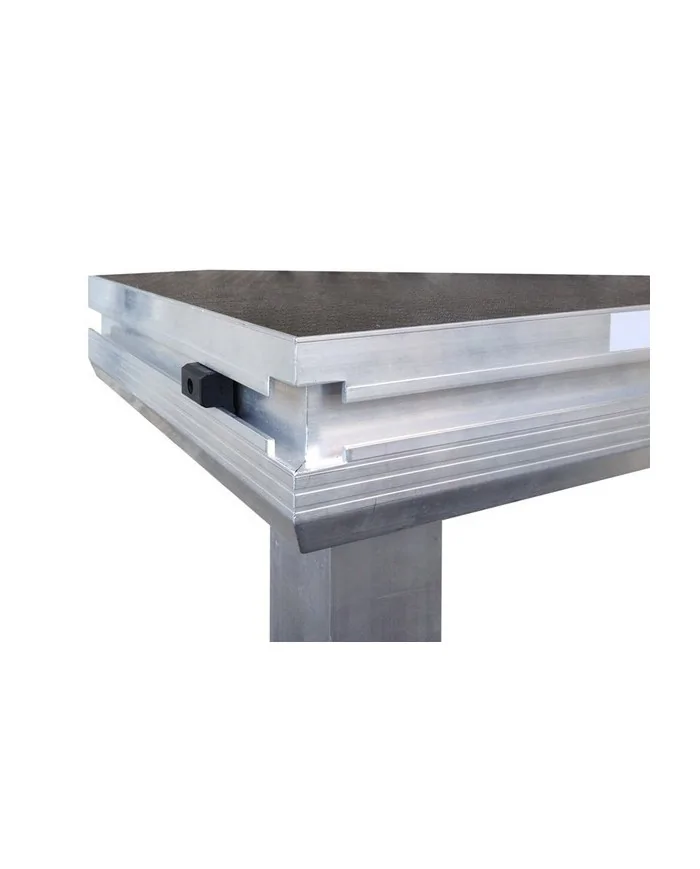 Mammoth Stage Self-leveling Insert