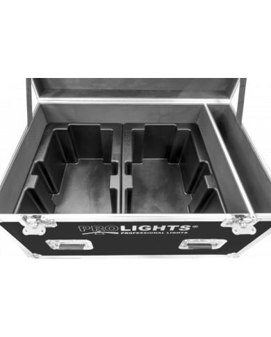 Flight case con scomparti disegnato per contenere 2 proiettori MOSAICO Flight case con scomparti disegnato per contenere 2 proiettori MOSAICO