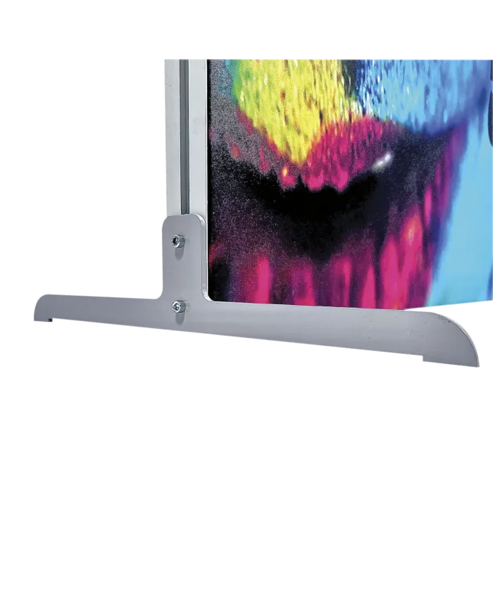 Sistemi di pareti con telaio scenografico come schermo di proiezione