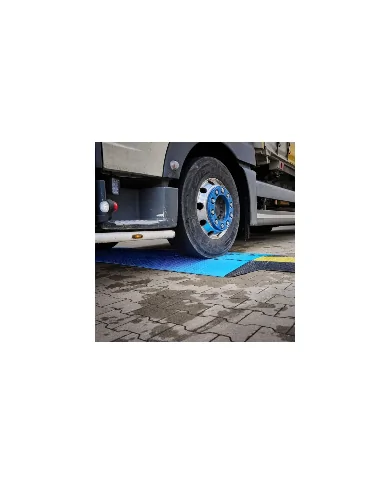 Rampa attraversamento per sedie a rotelle, carrozzine, disabili