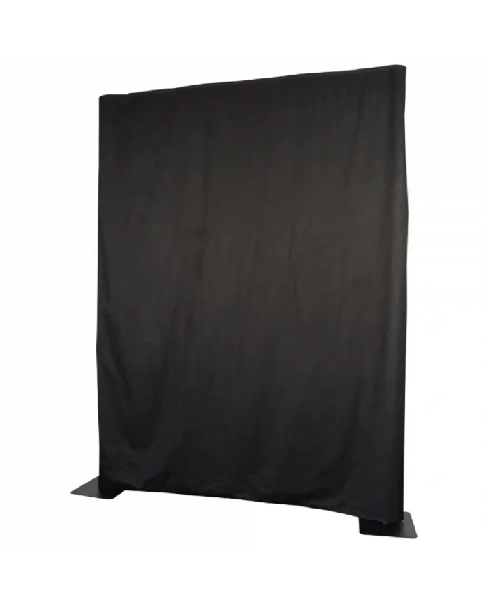 Questa tenda P&D non plissettata, di colore è realizzata in Molton, che è lo standard per la decorazione scenica.