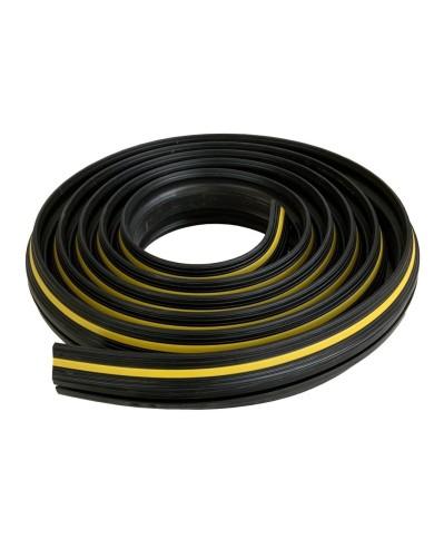 Pedana passacavo in gomma caricata, in rotolo lunghezza 6m Pedana passacavo in gomma caricata, in rotolo lunghezza 6m