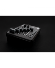 Il più semplice controller per luci DMX programmabile anche a batterie