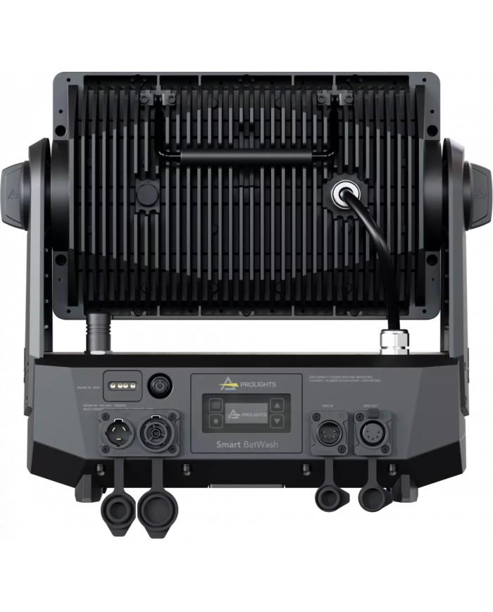 Smart BatWash è un Wash Light outdoor ad alta potenza anche a batterie
